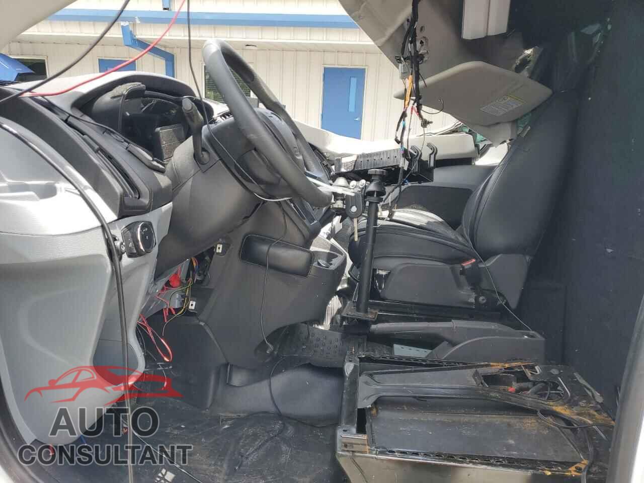 FORD TRANSIT 2019 - 1FTYR2CM7KKA17694