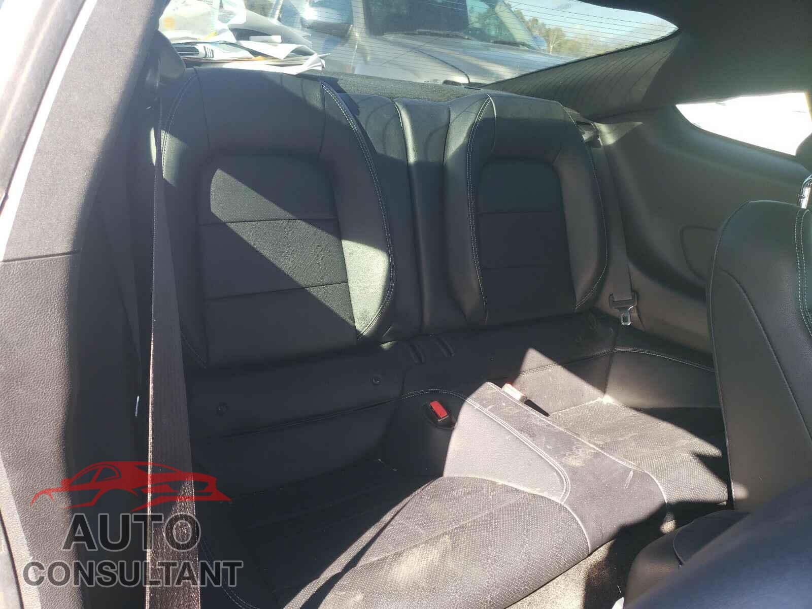 FORD MUSTANG 2016 - 1FA6P8TH8G5220155