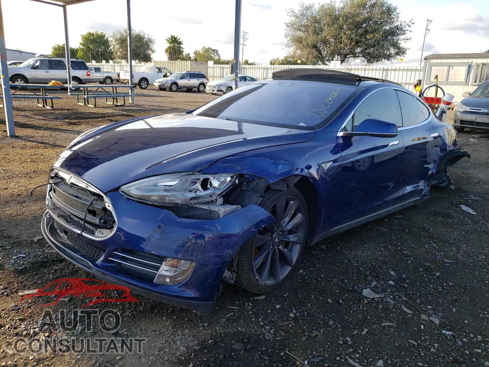 TESLA MODEL S 2016 - 5YJSA1E10GF127940