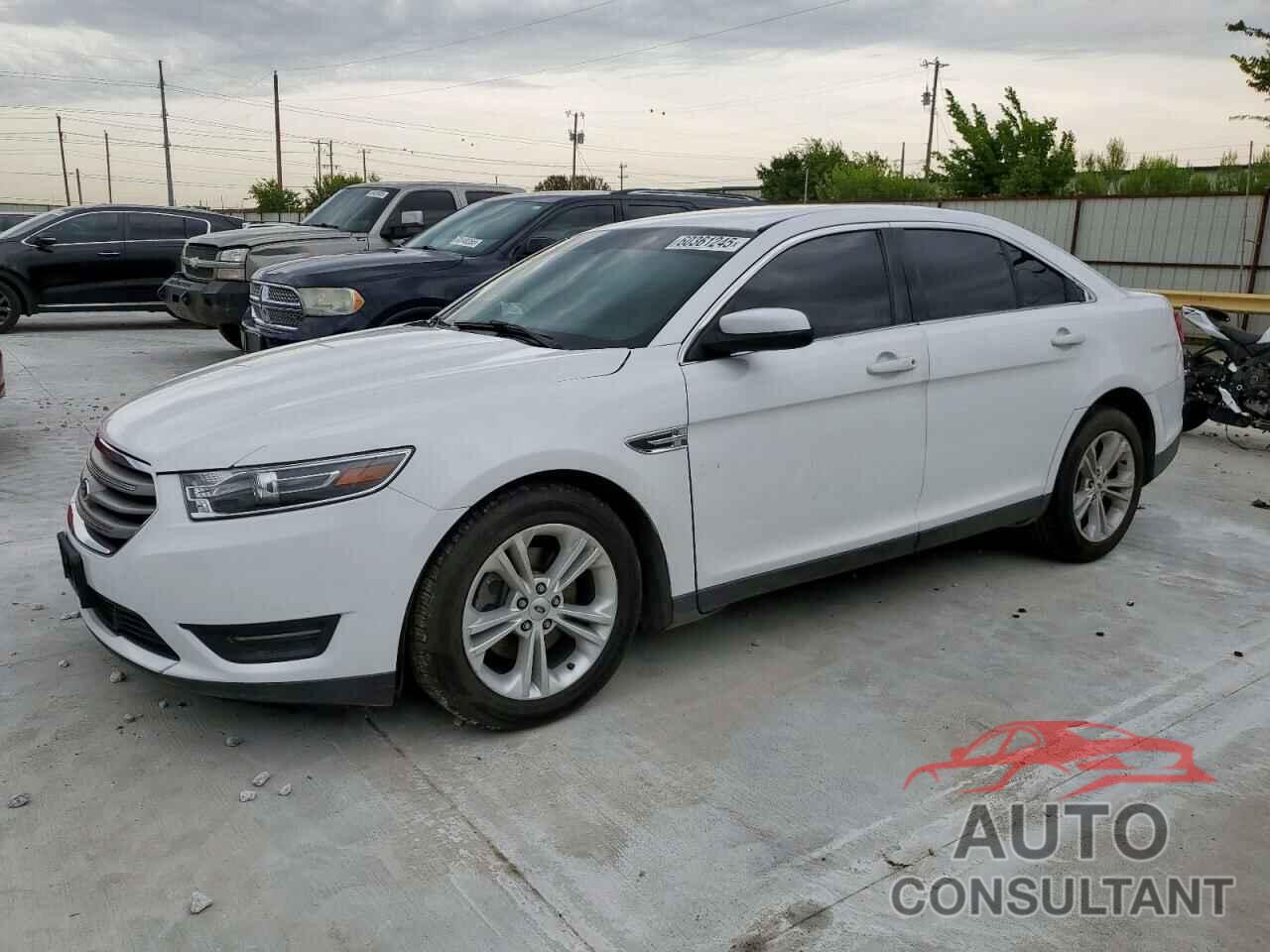 FORD TAURUS 2016 - 1FAHP2E89GG131850