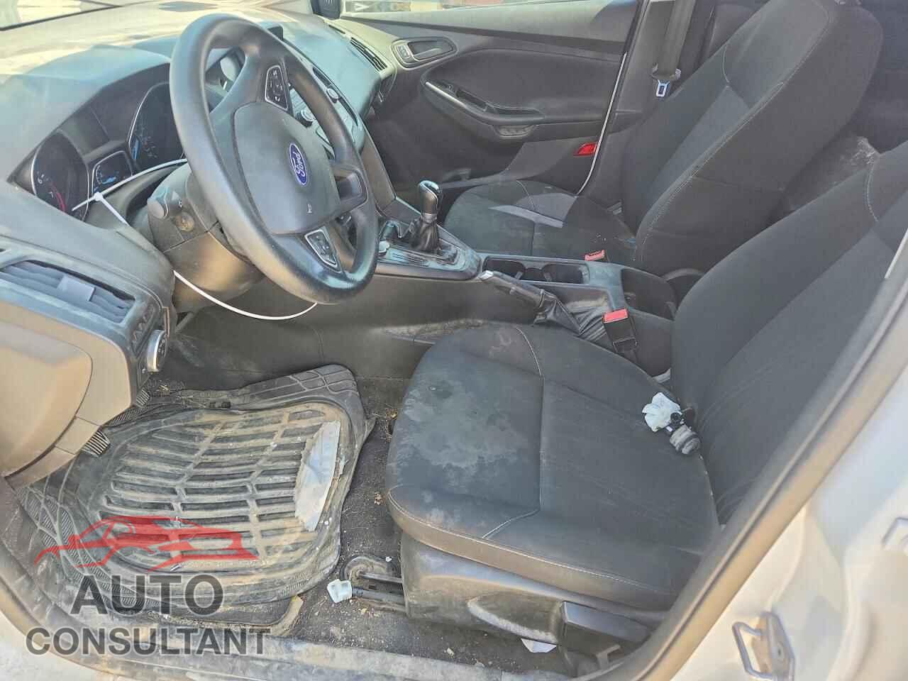 FORD FOCUS 2017 - 1FADP3E21HL342422