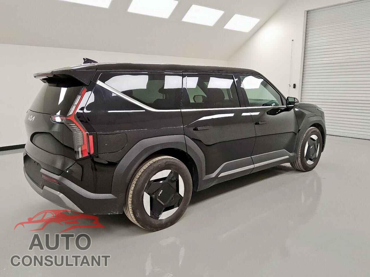 KIA EV9 LIGHT 2024 - KNDAB5S17R6042015