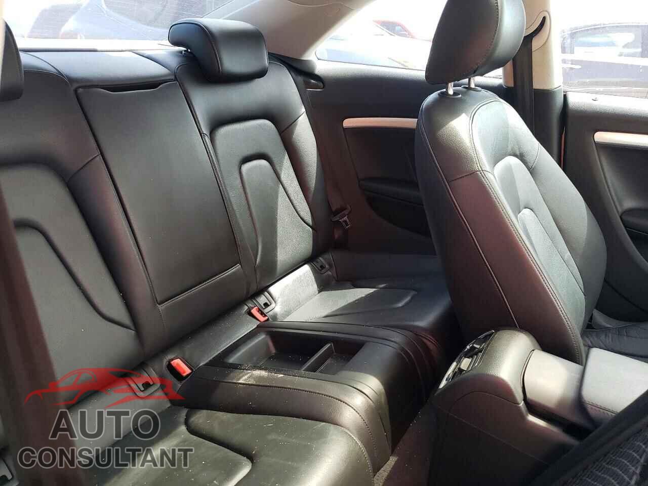 AUDI A5 2011 - WAULFAFR0BA067666