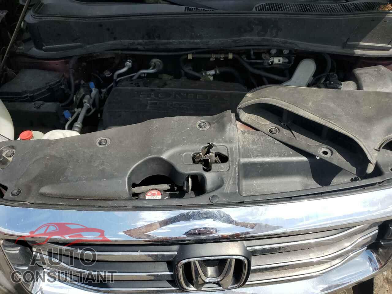 HONDA PILOT 2013 - 5FNYF4H50DB013041