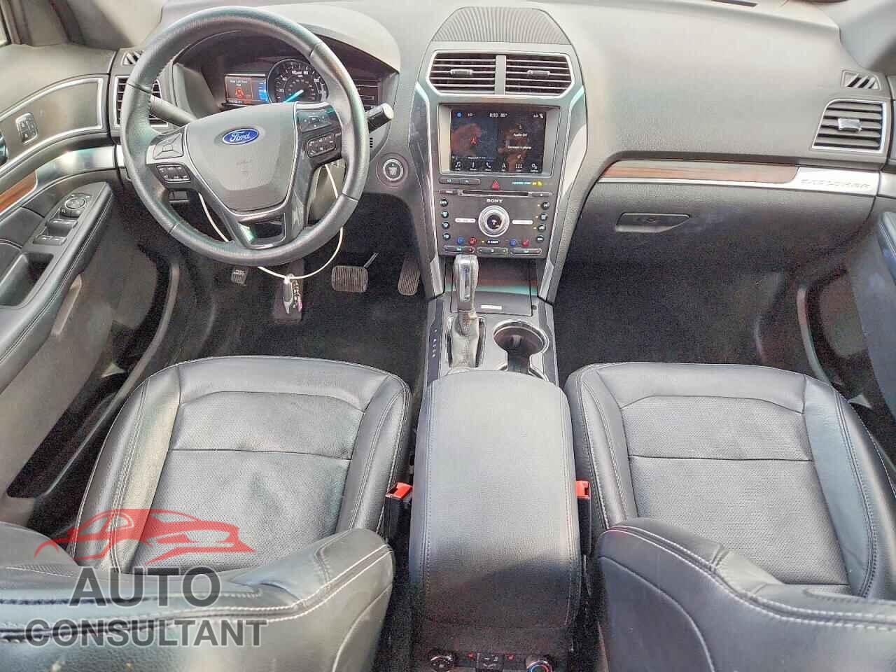 FORD EXPLORER 2017 - 1FM5K8F8XHGB82218