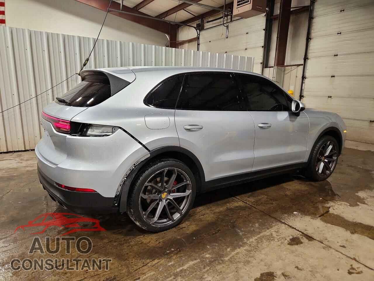 PORSCHE CAYENNE 2019 - WP1AA2AY1KDA03095