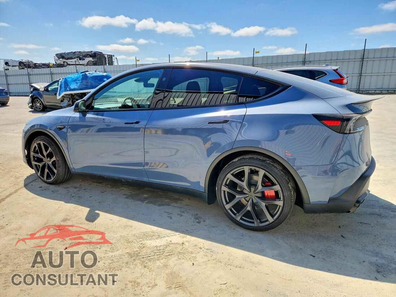 TESLA MODEL Y 2026 - 7SAYGDET8TA711816