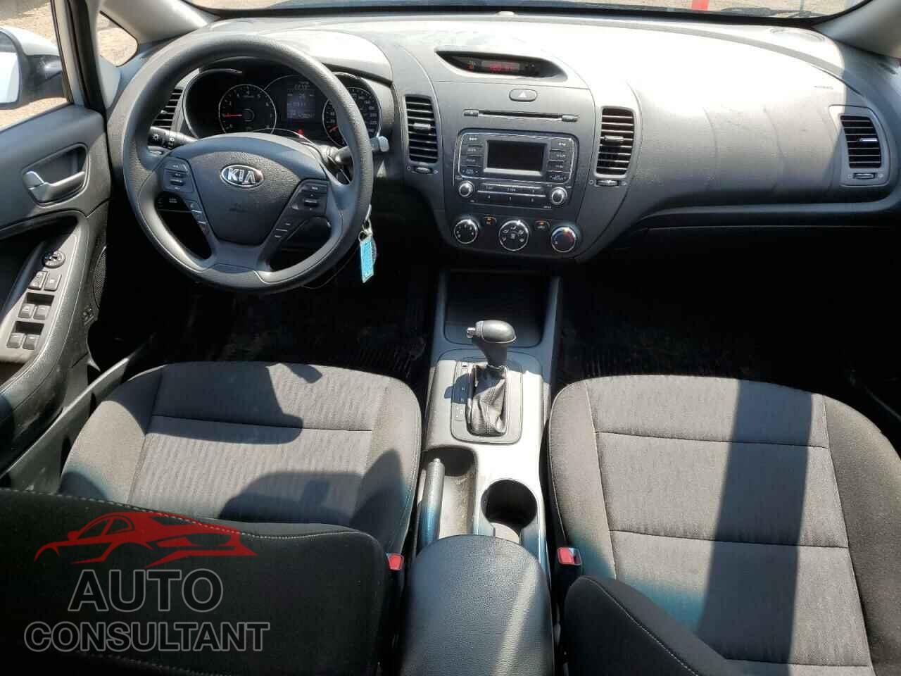 KIA FORTE 2016 - KNAFK4A60G5607332