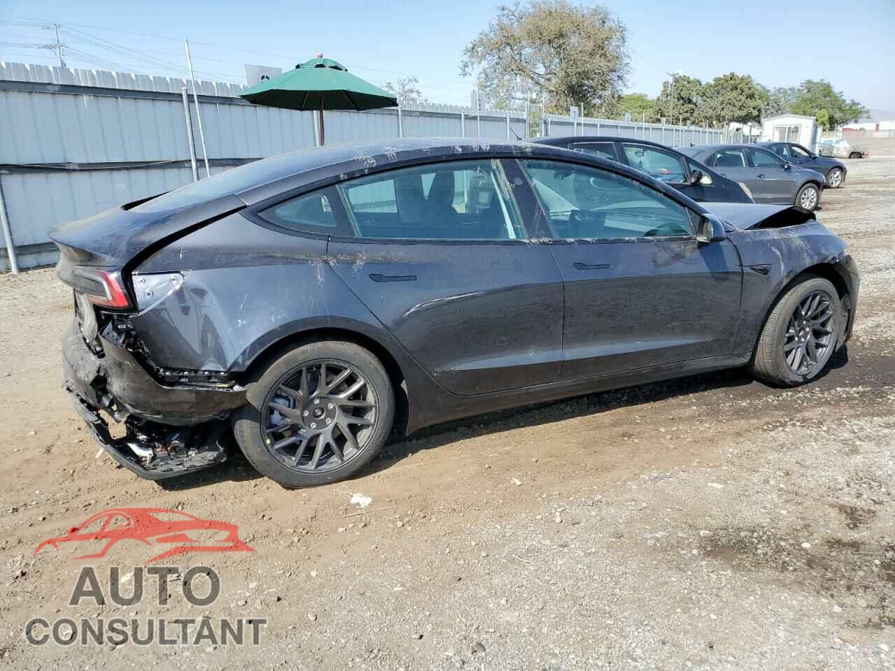 TESLA MODEL 3 2024 - 5YJ3E1EAXRF734603