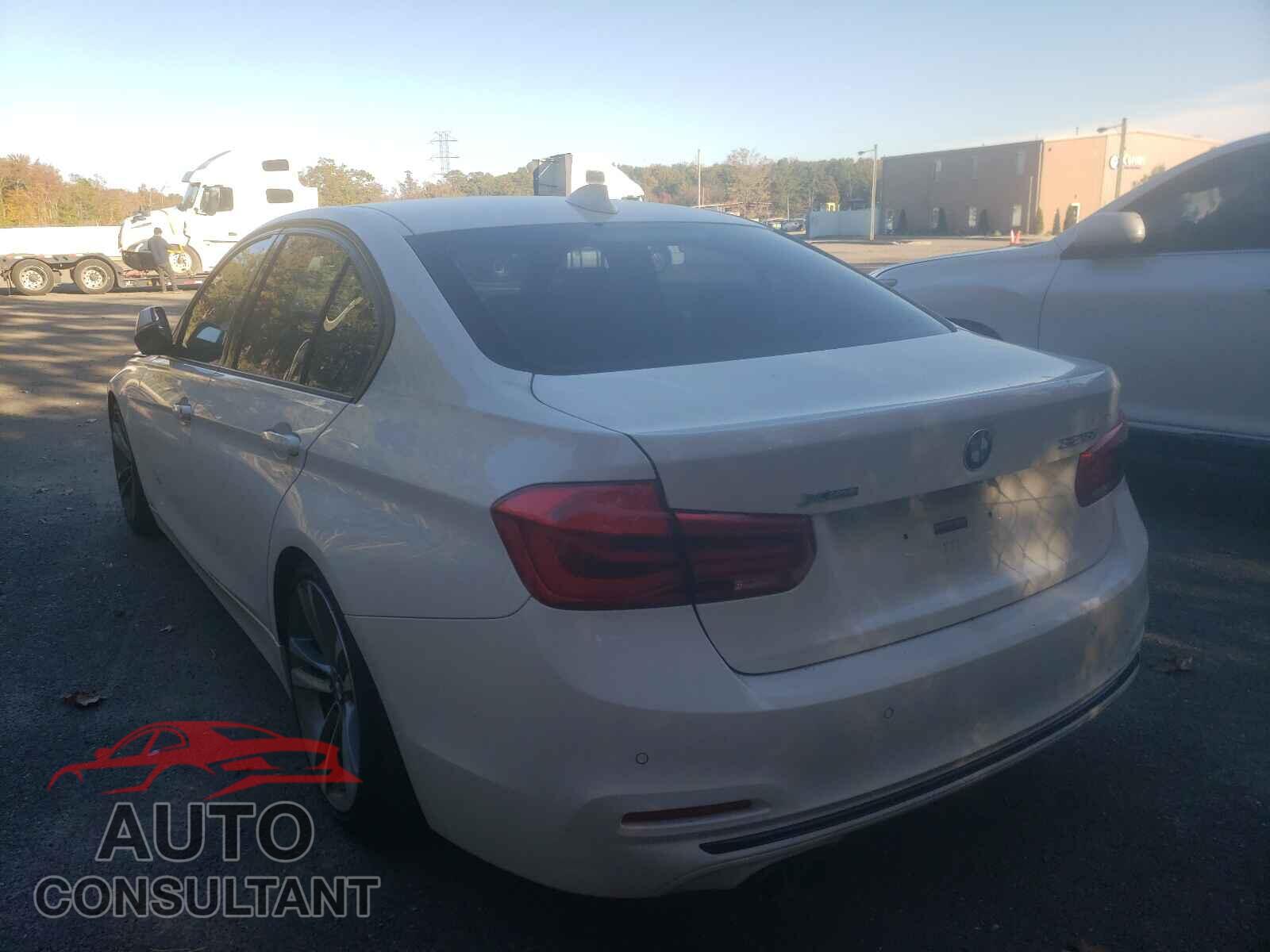 BMW 3 SERIES 2016 - WBA8E3G55GNU04011
