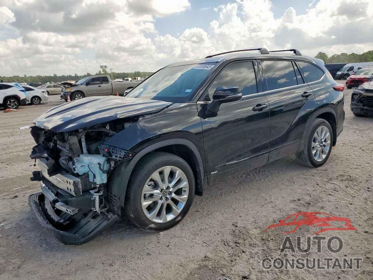 TOYOTA HIGHLANDER 2023 - 5TDXBRCH3PS576039