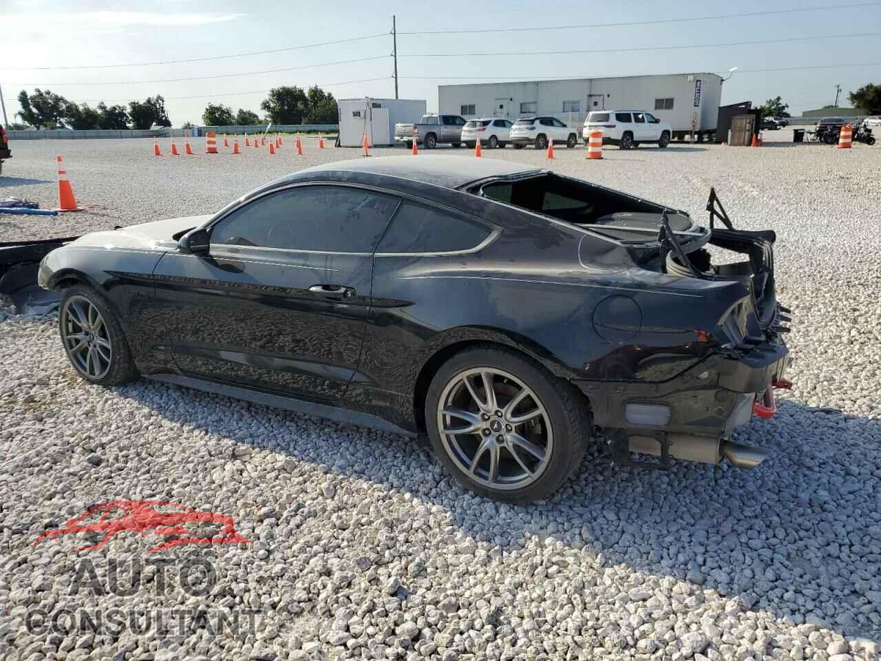 FORD MUSTANG 2018 - 1FA6P8CF2J5122731