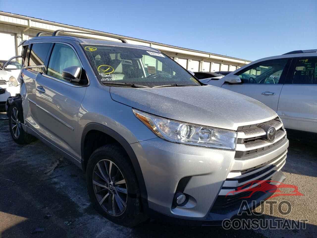 TOYOTA HIGHLANDER 2018 - 5TDKZRFH2JS530078
