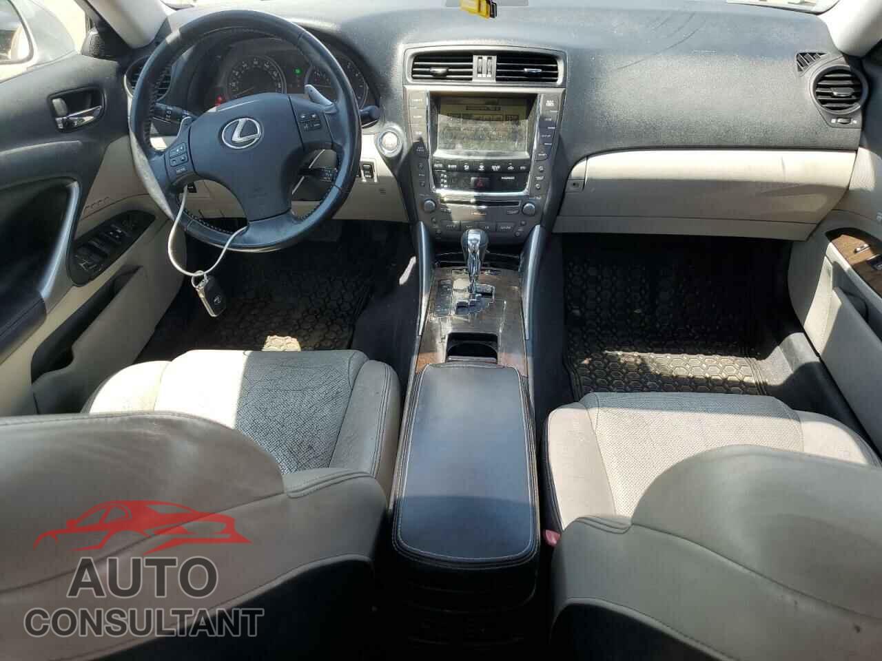LEXUS IS 2010 - JTHCF5C28A5039010