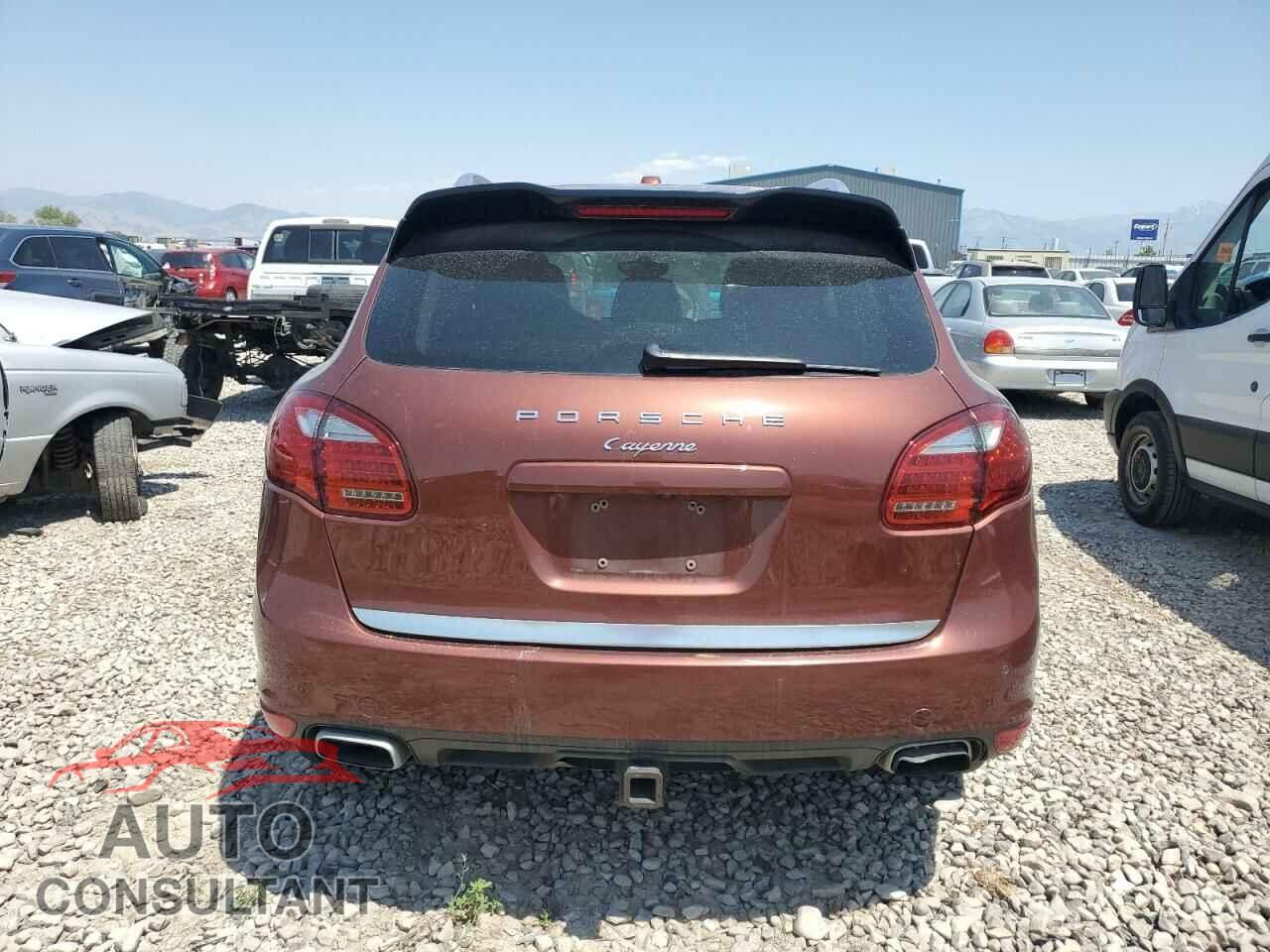 PORSCHE CAYENNE 2012 - WP1AA2A2XCLA10999