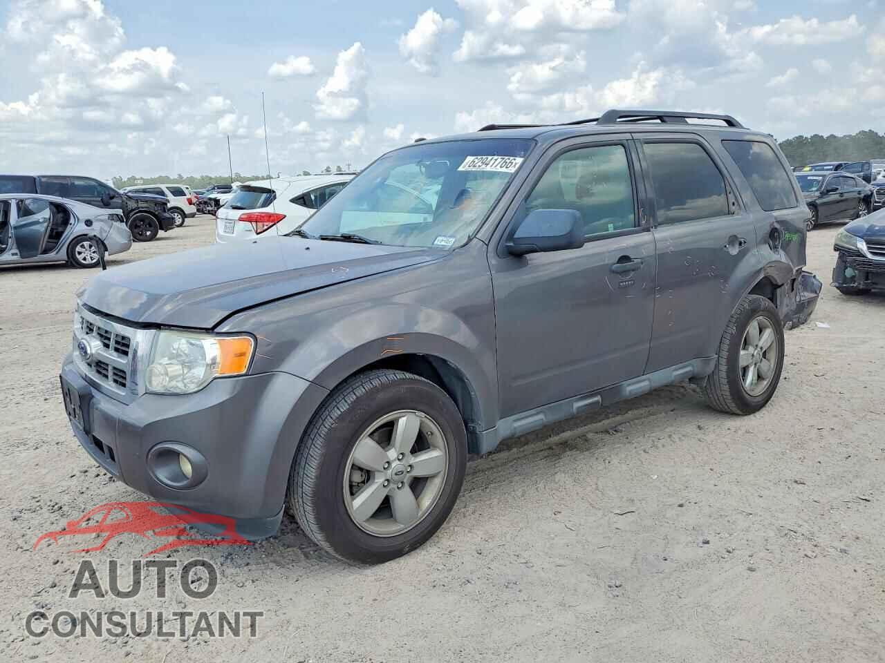 FORD ESCAPE 2011 - 1FMCU0DG3BKB73040