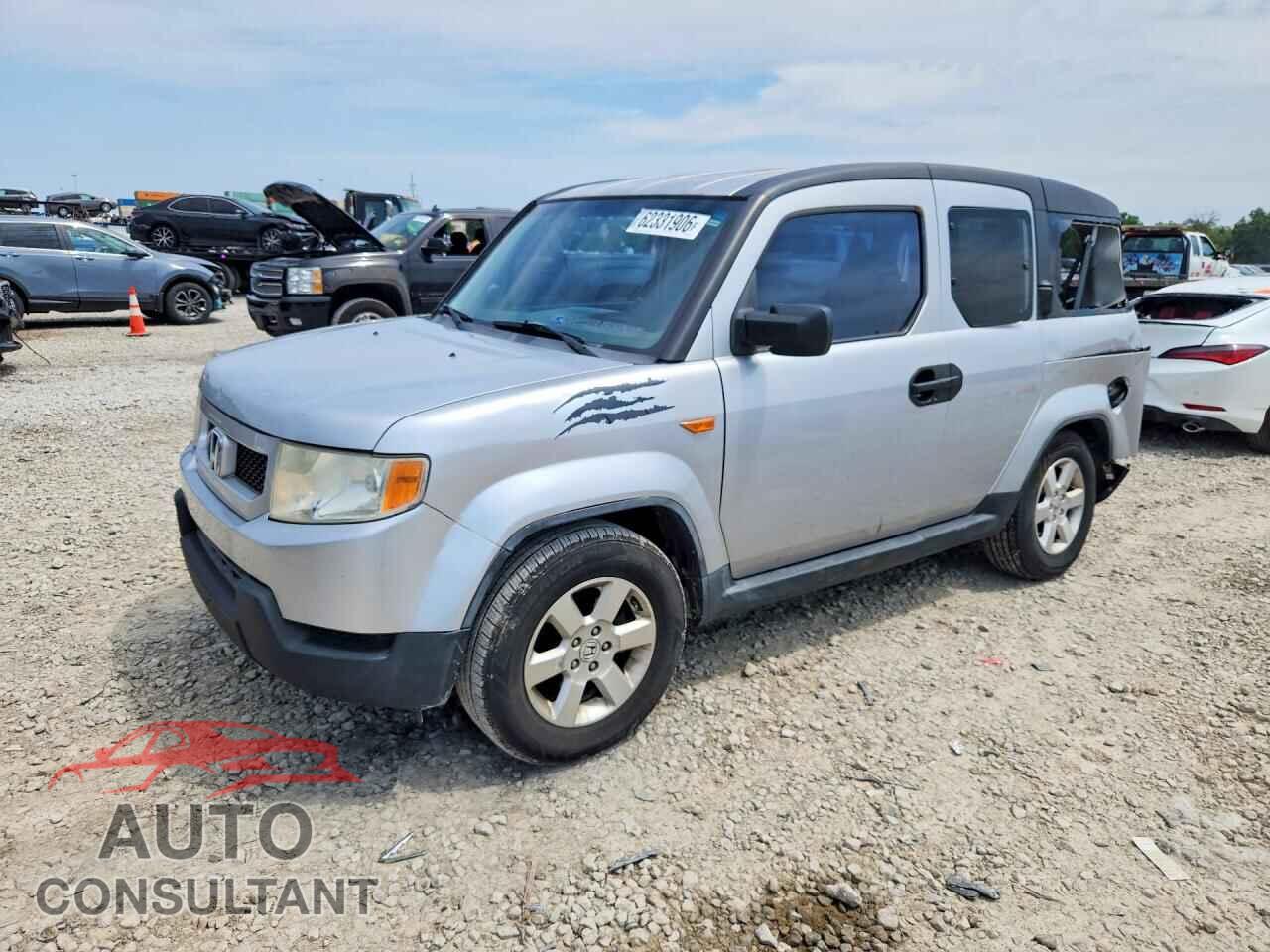 HONDA ELEMENT 2011 - 5J6YH2H77BL003854