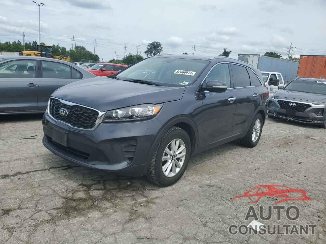 KIA SORENTO 2019 - 5XYPG4A36KG464448