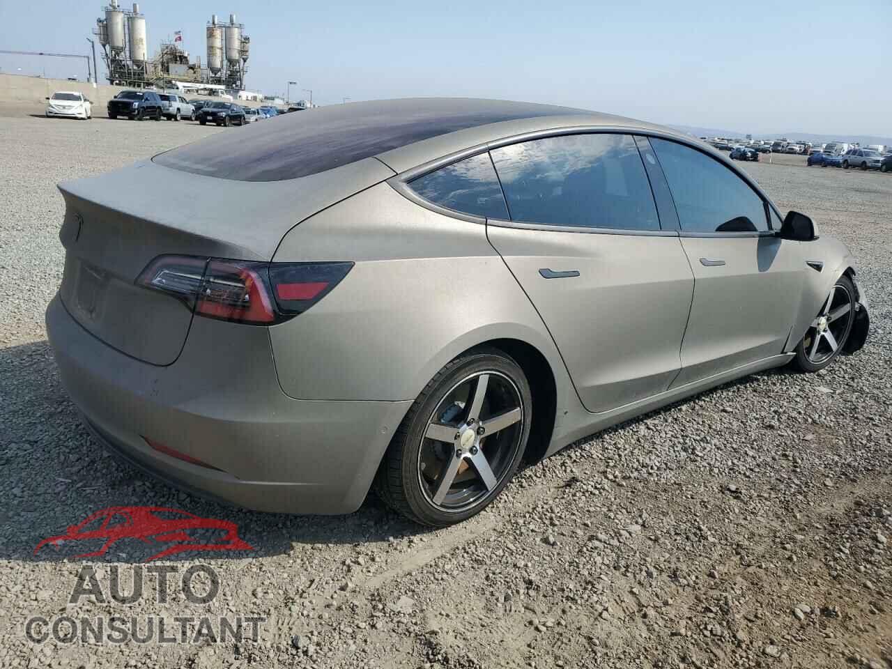 TESLA MODEL 3 2018 - 5YJ3E1EB7JF184399