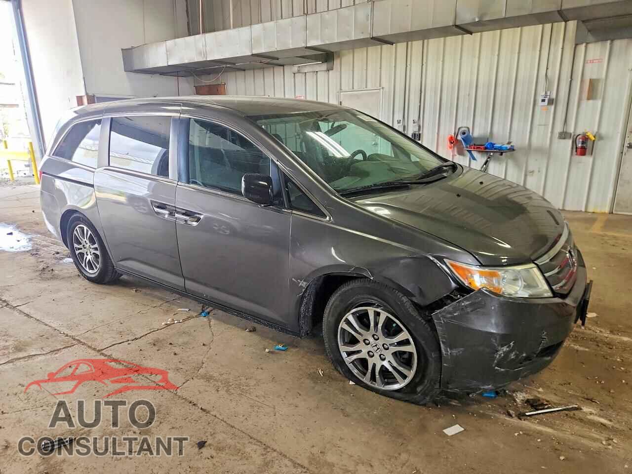HONDA ODYSSEY 2013 - 5FNRL5H48DB047903