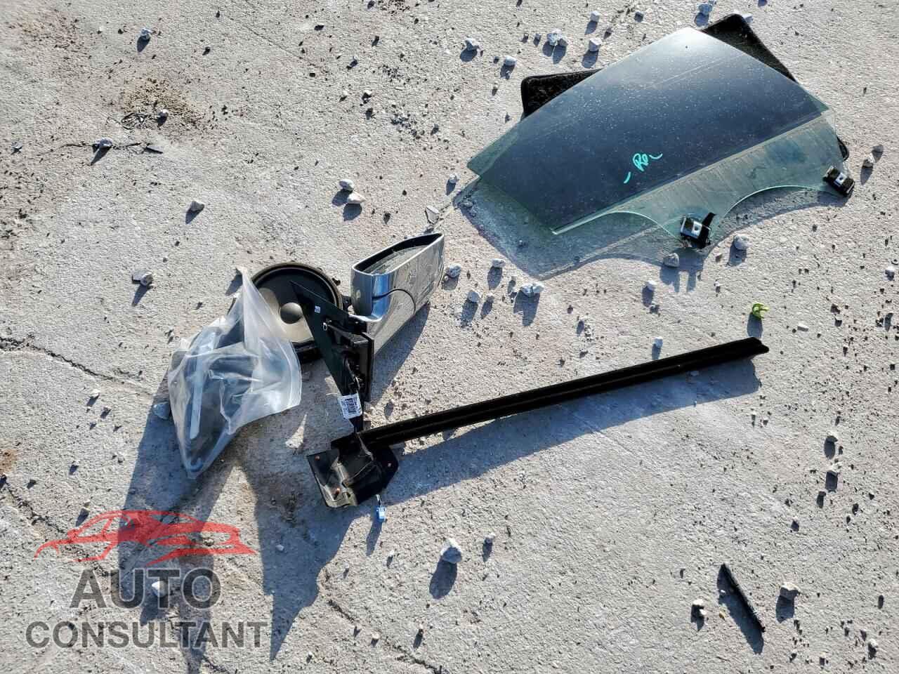 TESLA MODEL 3 2018 - 5YJ3E1EA5JF060722