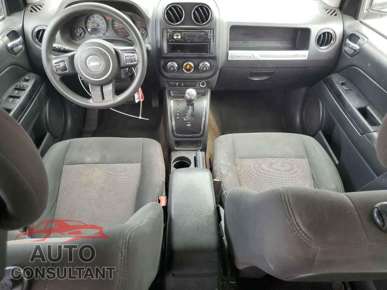 JEEP COMPASS 2014 - 1C4NJCBA8ED843213