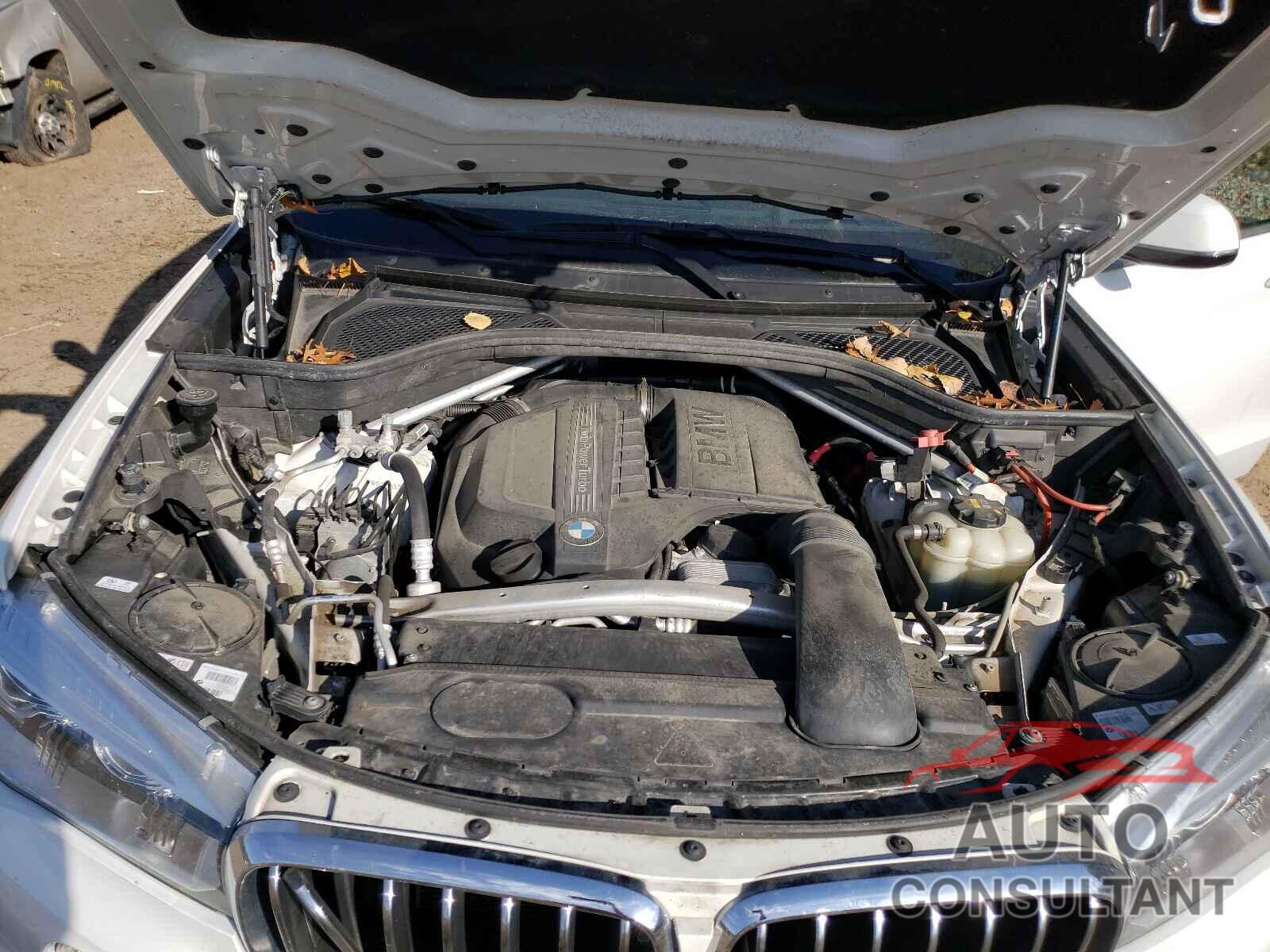 BMW X5 2018 - 5UXKR0C54J0X83541