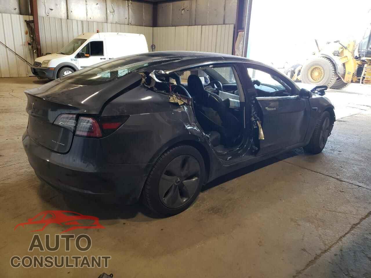 TESLA MODEL 3 2018 - 5YJ3E1EB0JF087383