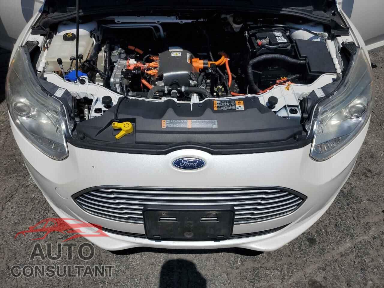 FORD FOCUS 2014 - 1FADP3R41EL281774