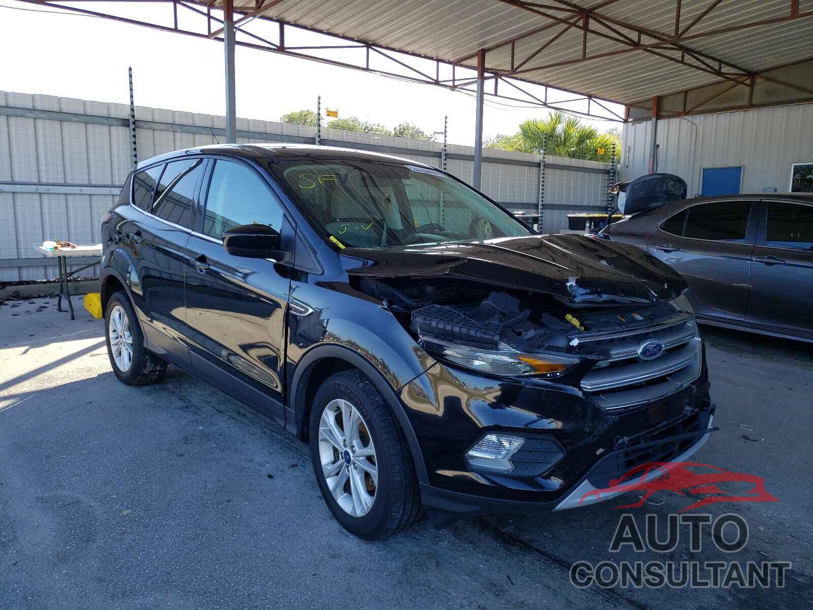 FORD ESCAPE 2017 - 1FMCU0GD4HUE76309
