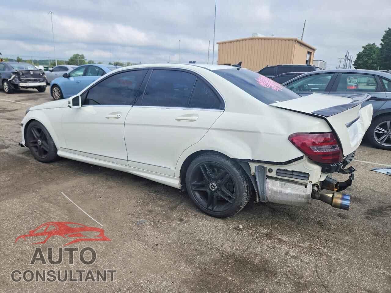 MERCEDES-BENZ C-CLASS 2012 - WDDGF8BB2CR191128