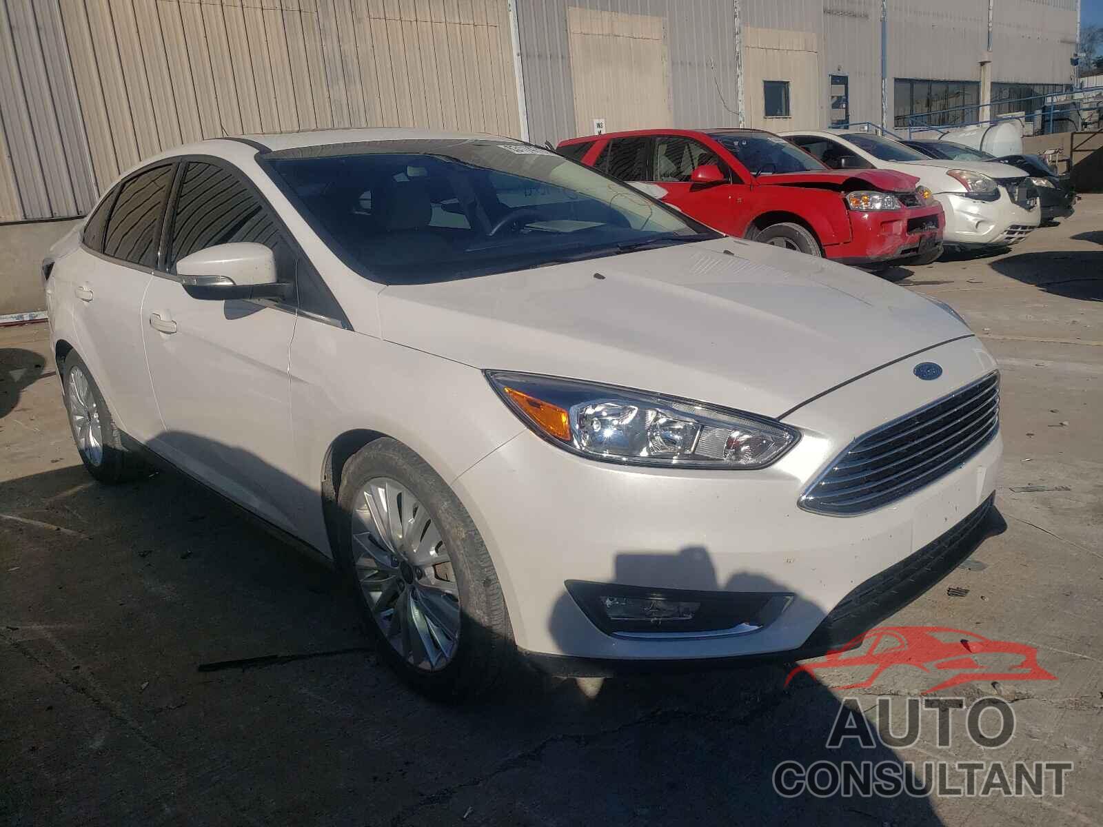 FORD FOCUS 2018 - 1FADP3J28JL243740