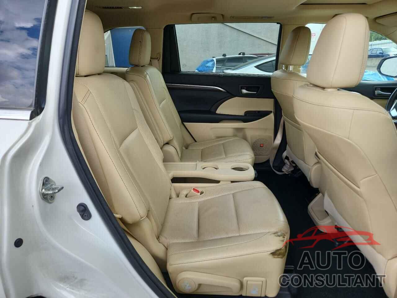 TOYOTA HIGHLANDER 2015 - 5TDDKRFH9FS193378