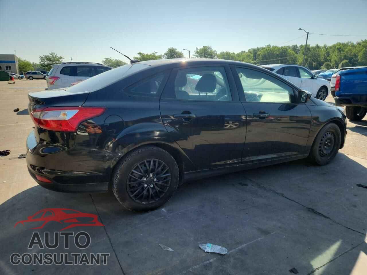 FORD FOCUS 2012 - 1FAHP3F28CL457883