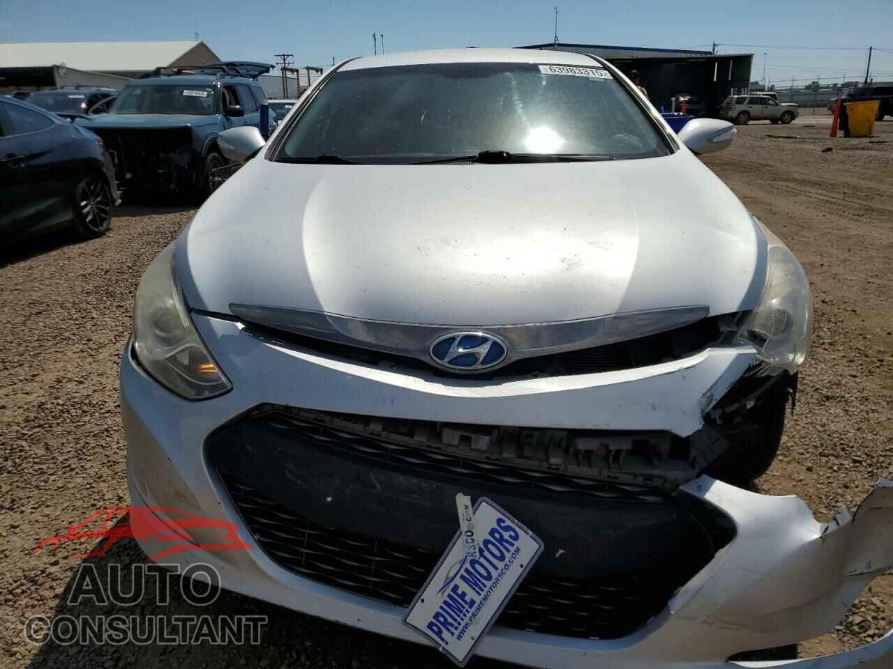 HYUNDAI SONATA 2013 - KMHEC4A44DA087855