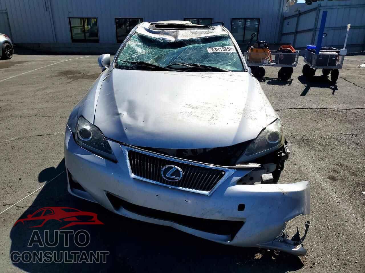 LEXUS IS 2012 - JTHBF5C24C5157554