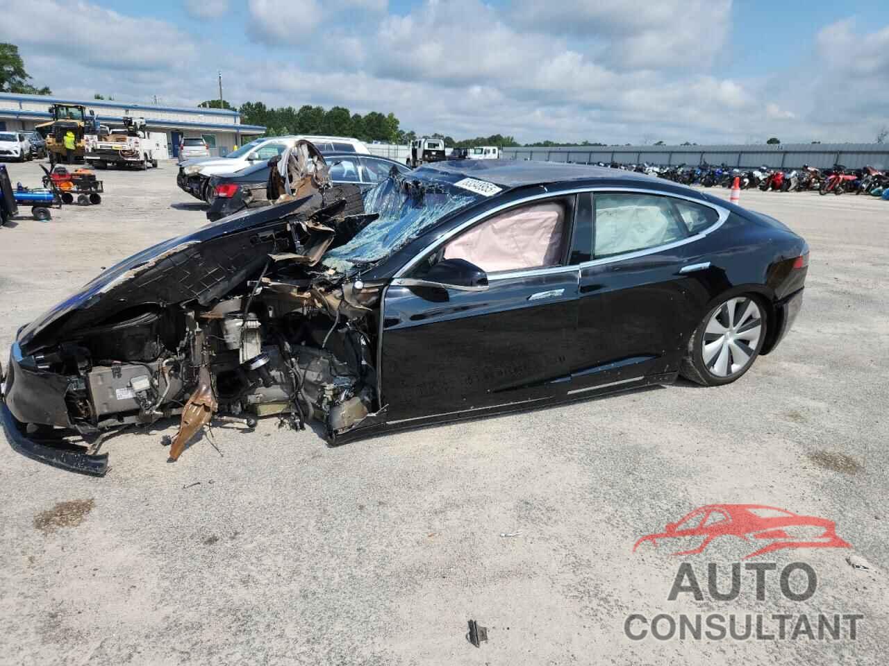 TESLA MODEL S 2020 - 5YJSA1E27LF413271