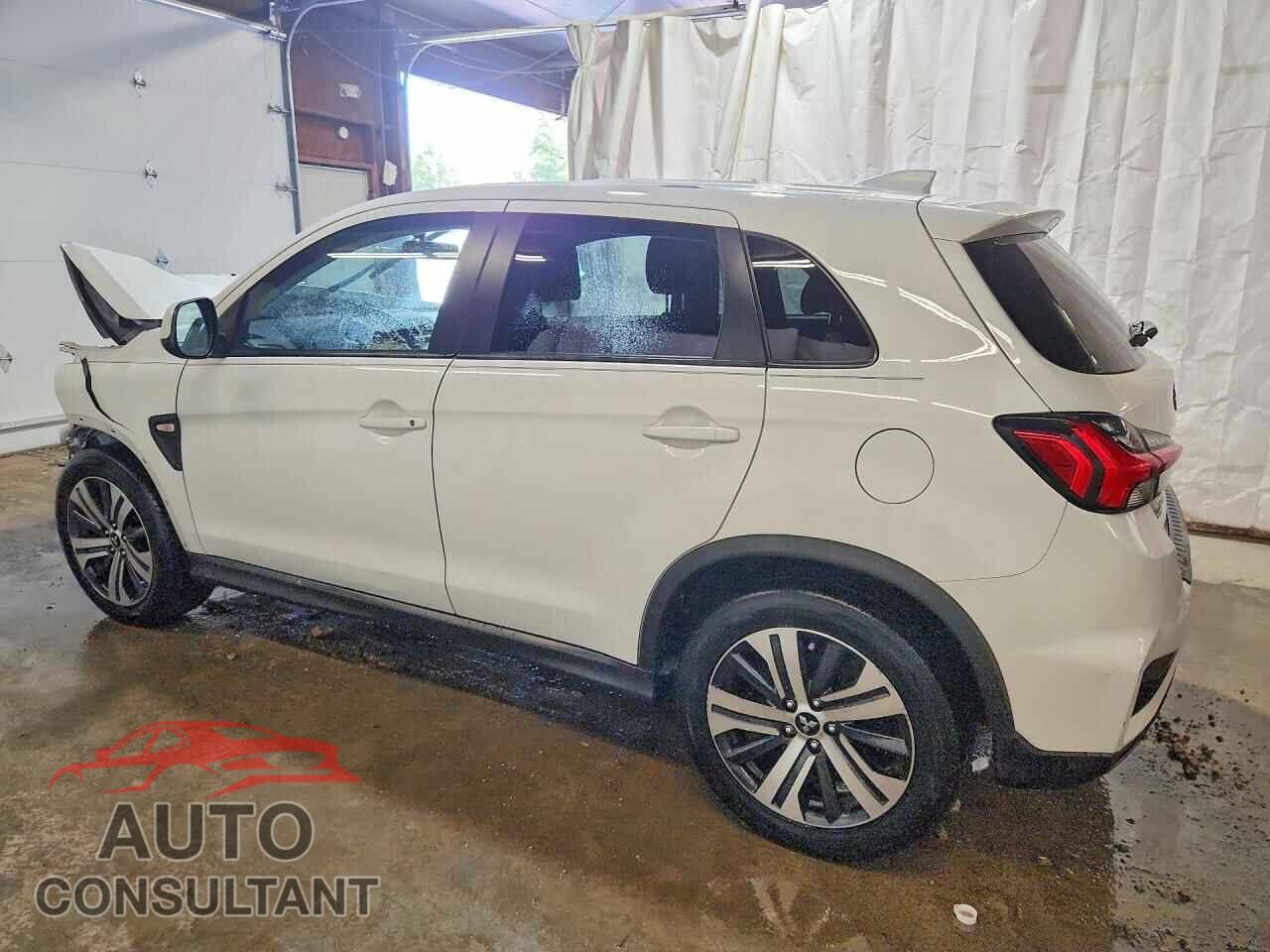 MITSUBISHI OUTLANDER 2020 - JA4AR3AU8LU030156