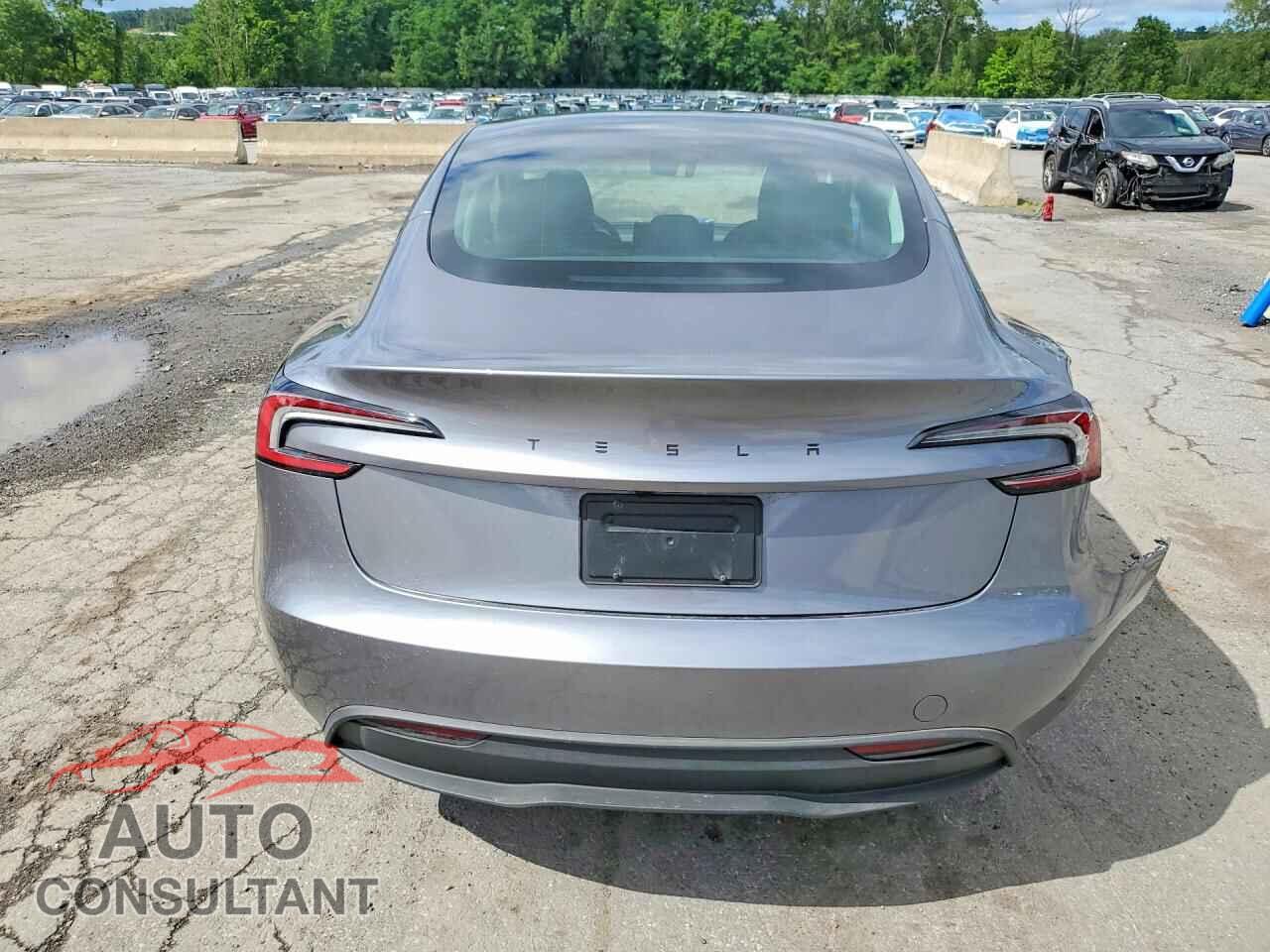 TESLA MODEL 3 2026 - 5YJ3E1EA6TF125595