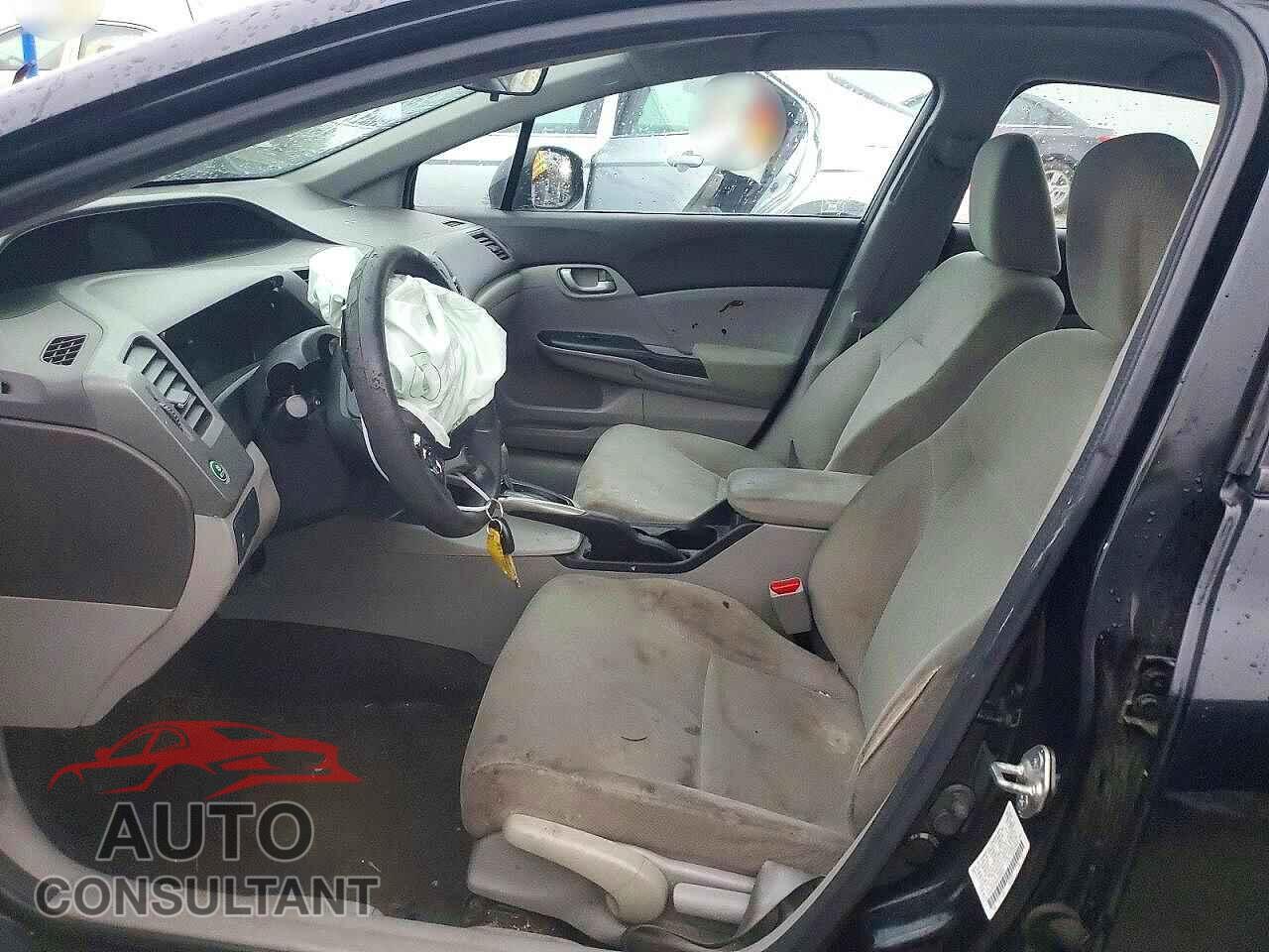 HONDA CIVIC 2012 - 2HGFB2F55CH598557