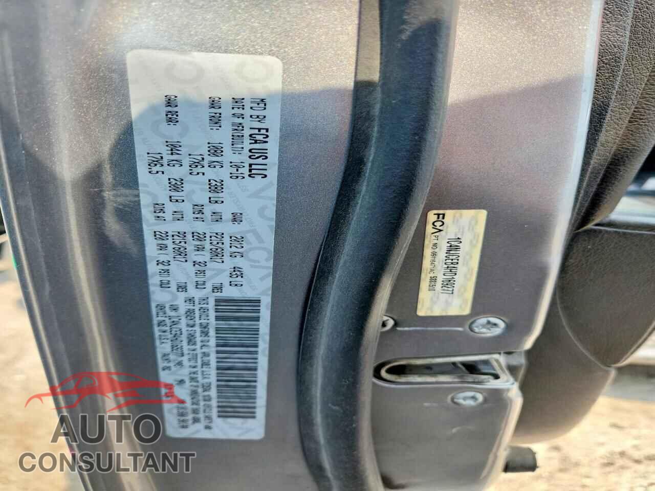 JEEP COMPASS 2017 - 1C4NJCEB4HD169277
