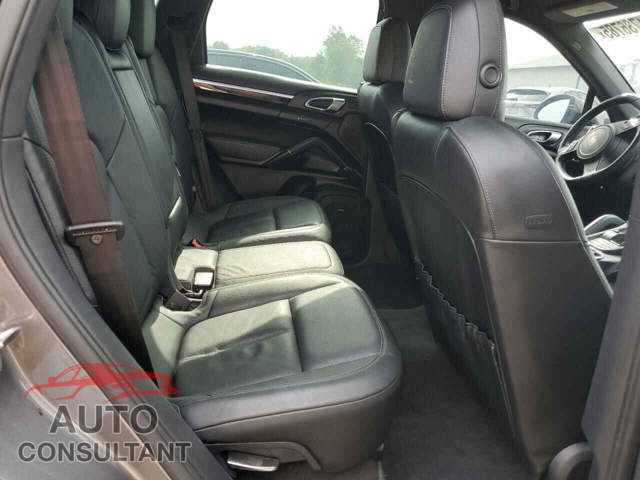 PORSCHE CAYENNE 2013 - WP1AA2A20DLA00497