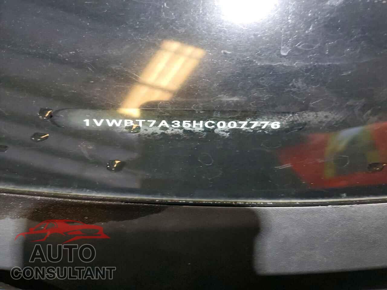 VOLKSWAGEN PASSAT 2017 - 1VWBT7A35HC007776
