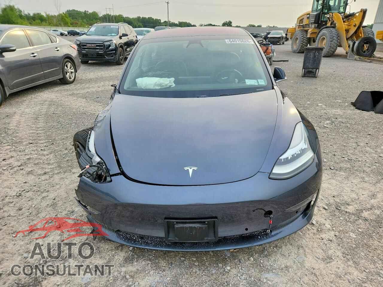TESLA MODEL 3 2018 - 5YJ3E1EA2JF019075