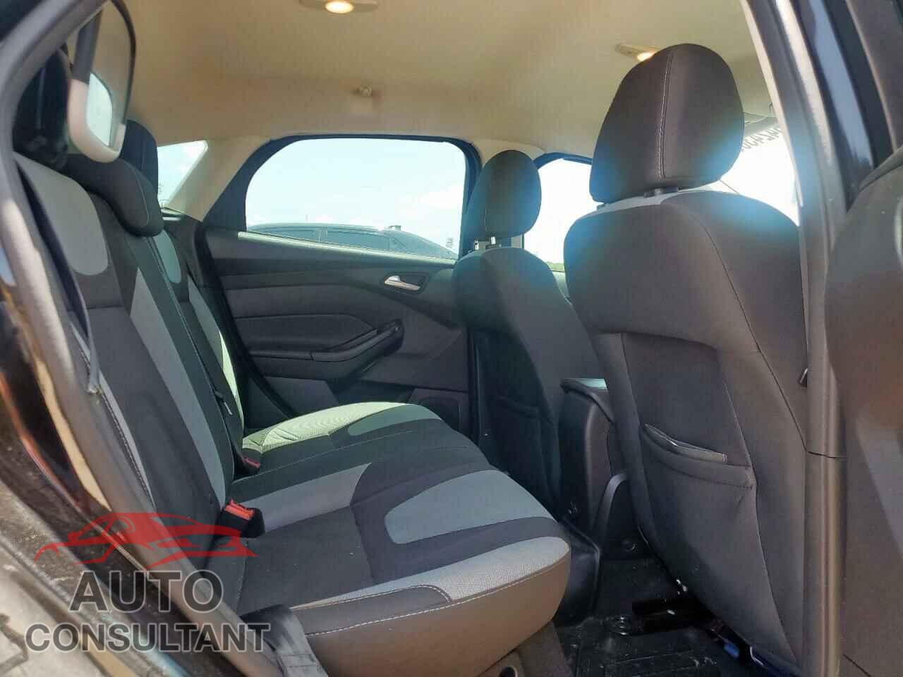 FORD FOCUS 2014 - 1FADP3K24EL123793