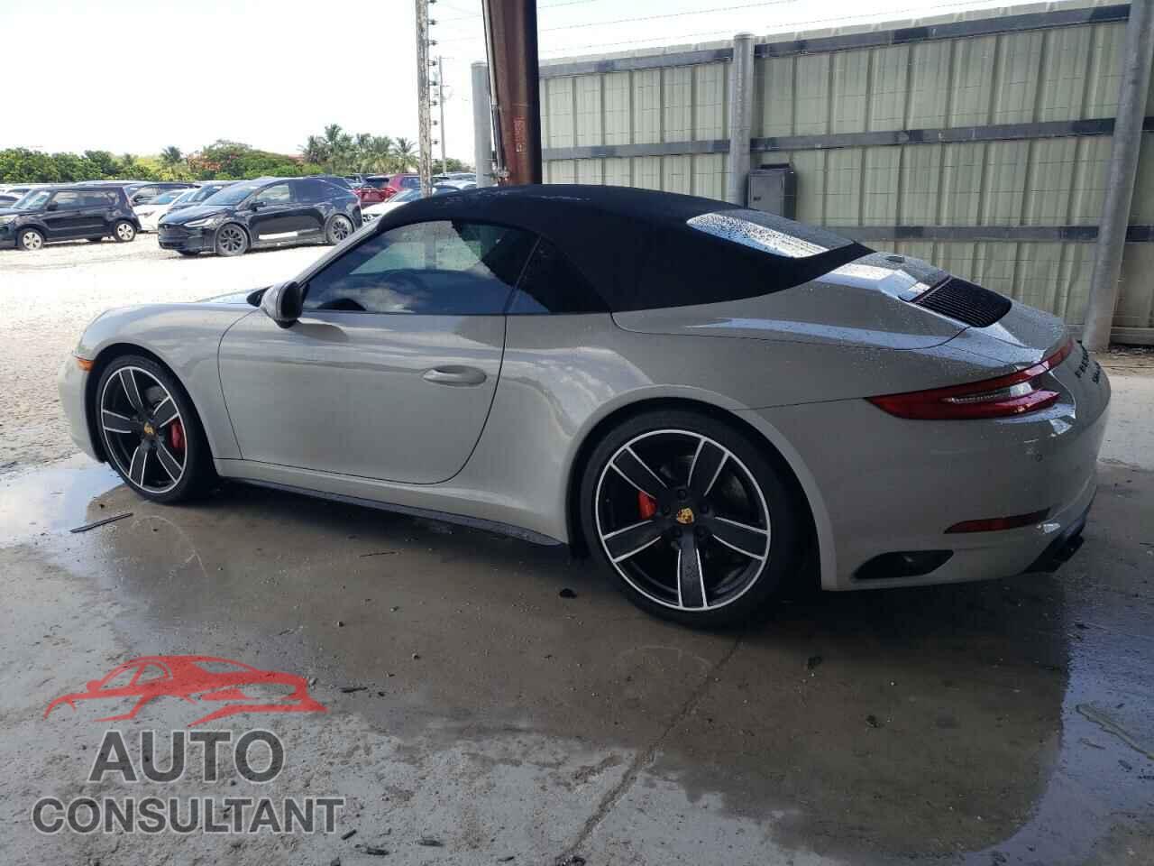 PORSCHE 911 2018 - WP0CB2A95JS147906