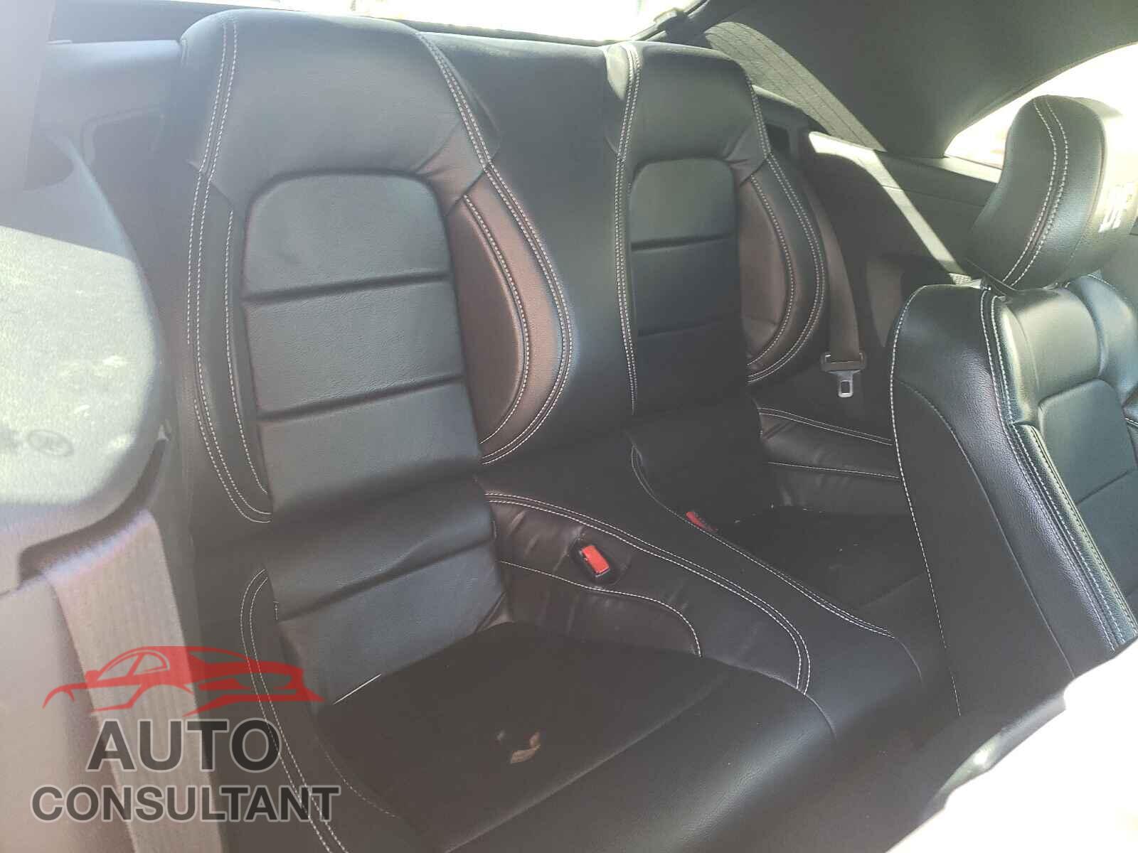 FORD MUSTANG 2016 - 1FATP8EM5G5266331