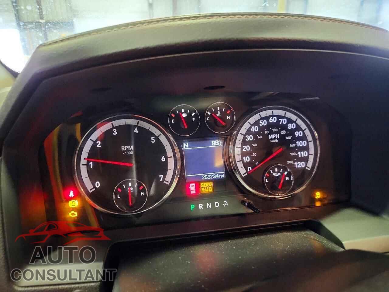 DODGE RAM 1500 2012 - 1C6RD7MTXCS272208