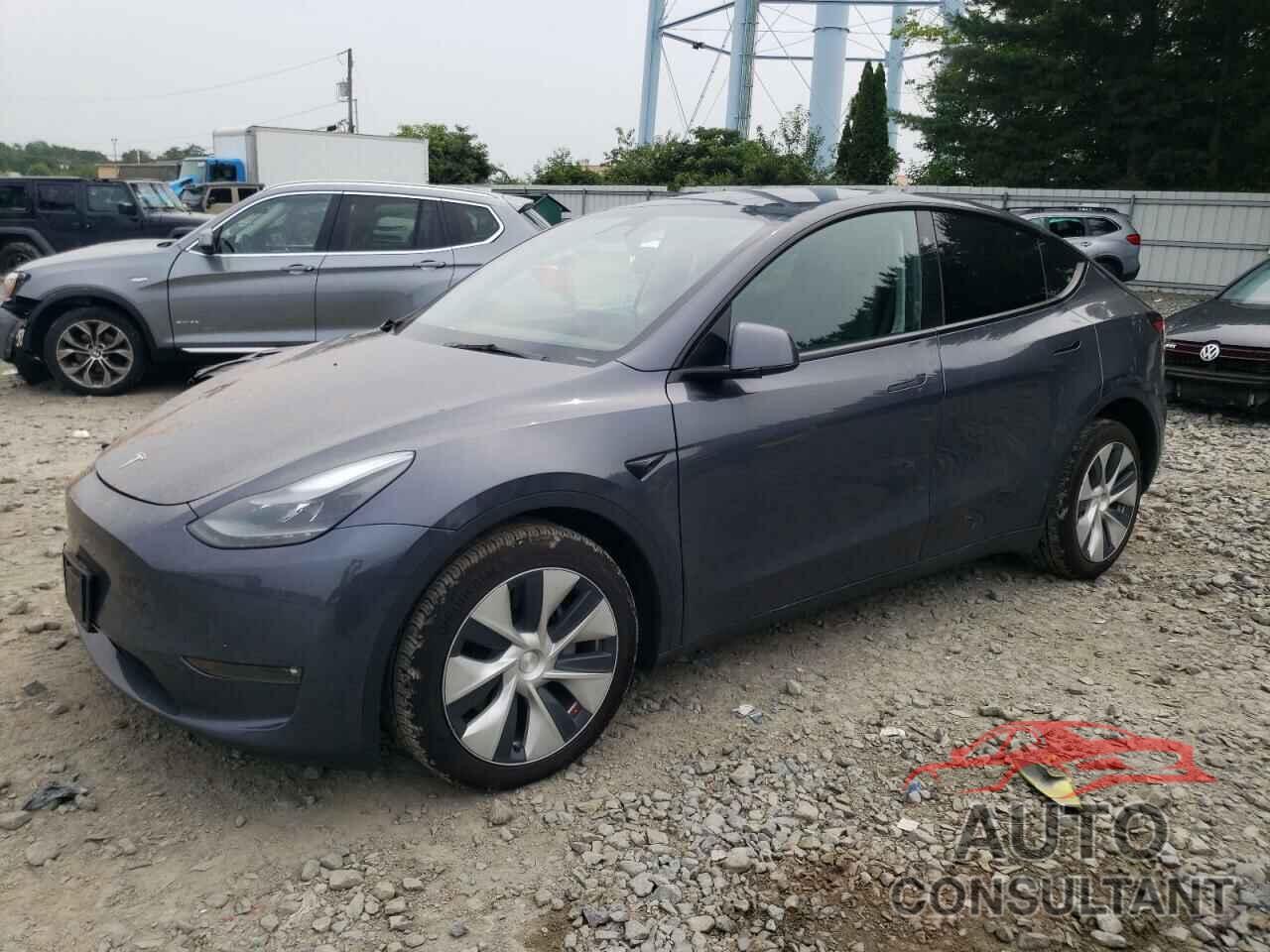 TESLA MODEL Y 2023 - 7SAYGDEE8PF878042