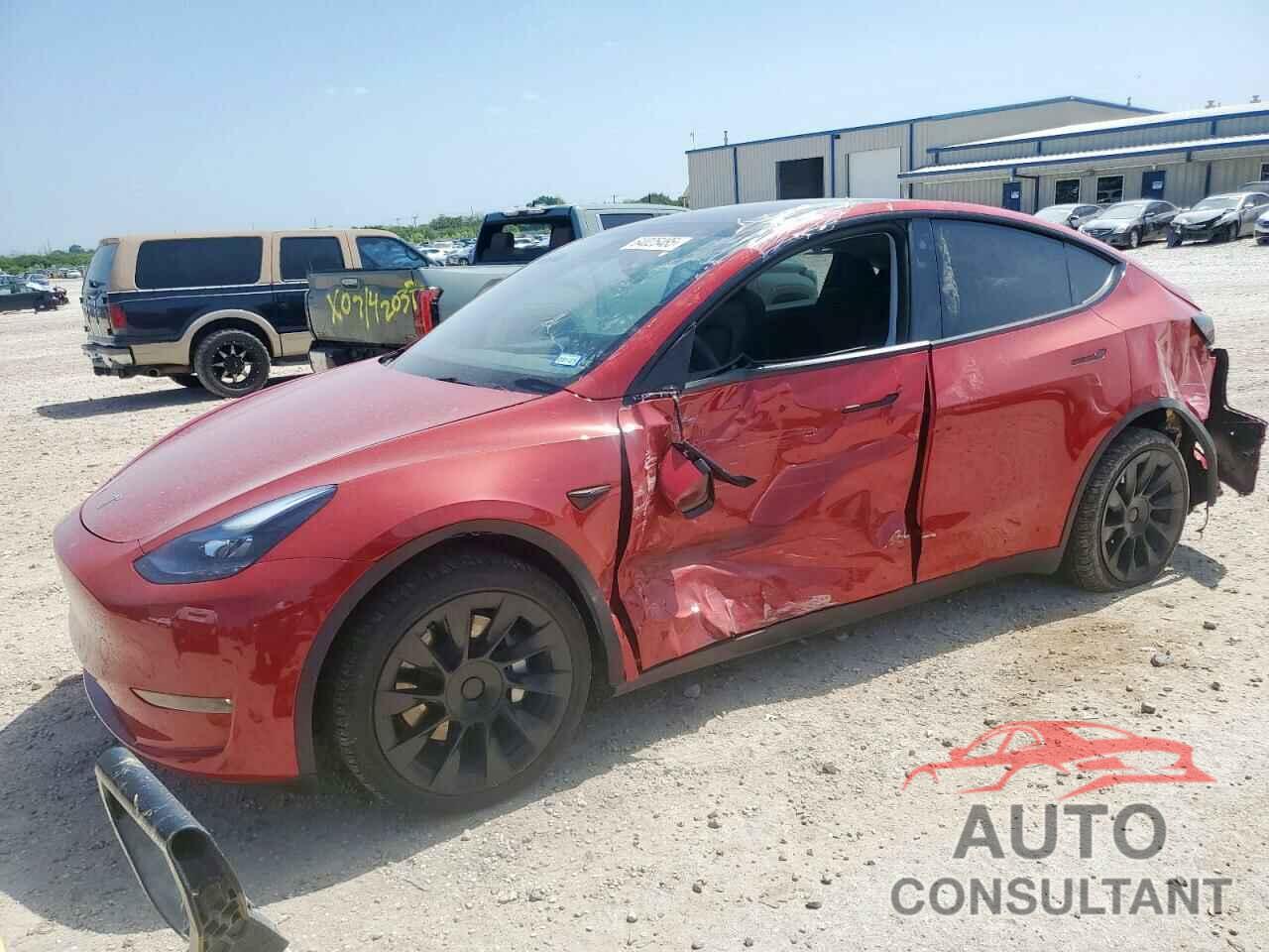 TESLA MODEL Y 2021 - 5YJYGAEE2MF180825
